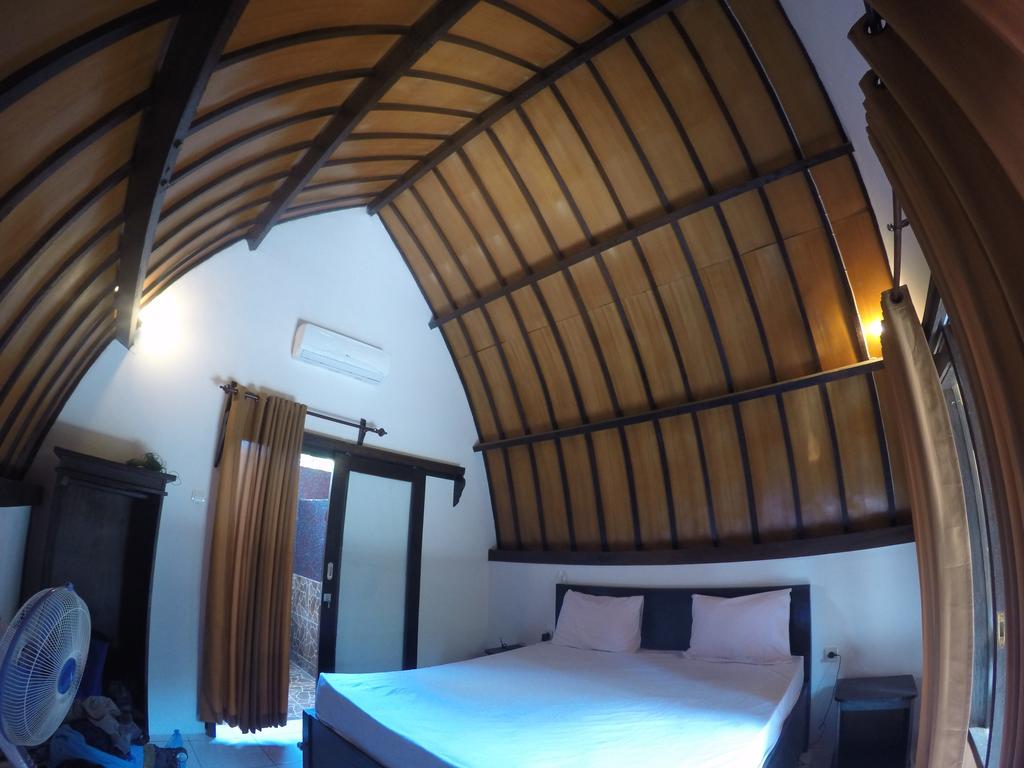 Hello Lumbung Homestay Gili Air Bagian luar foto