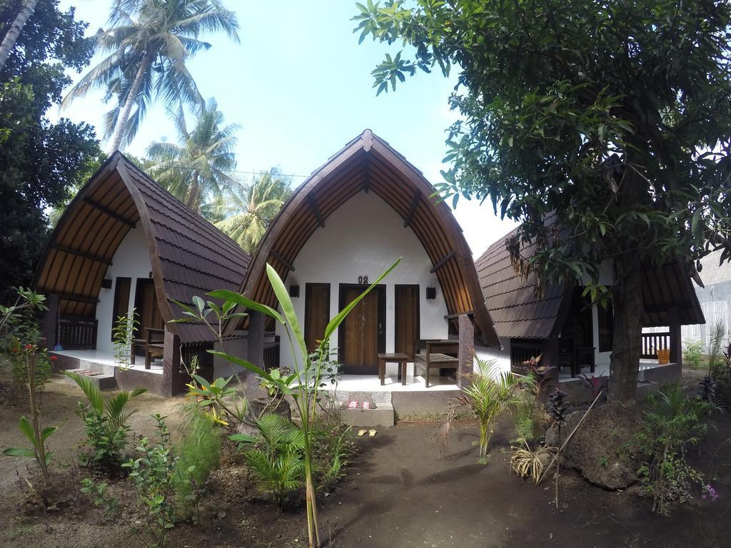 Hello Lumbung Homestay Gili Air Bagian luar foto