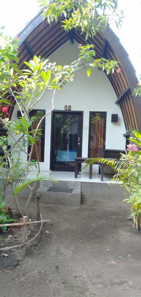 Hello Lumbung Homestay Gili Air Bagian luar foto